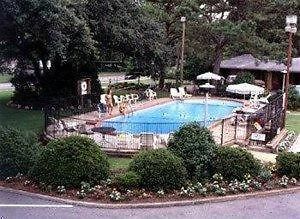 The Carolinian Inn Wilmington Bagian luar foto
