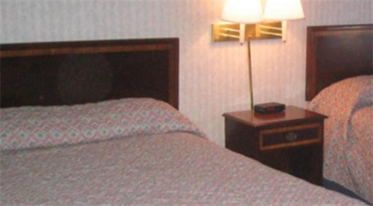 The Carolinian Inn Wilmington Ruang foto