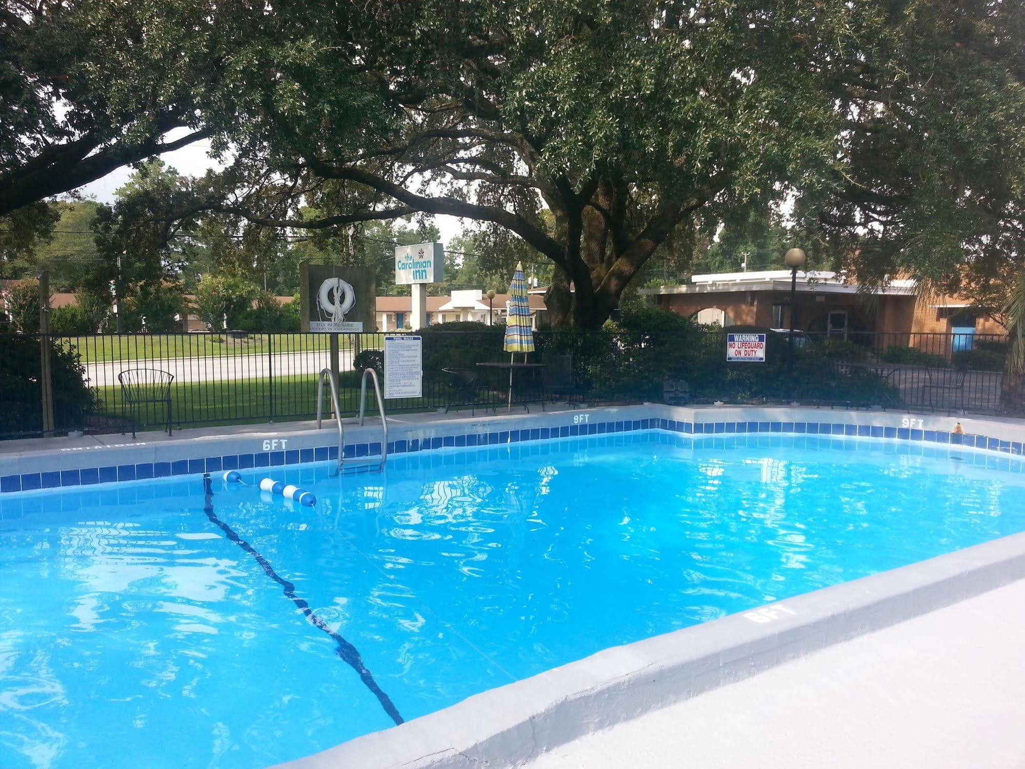 The Carolinian Inn Wilmington Bagian luar foto