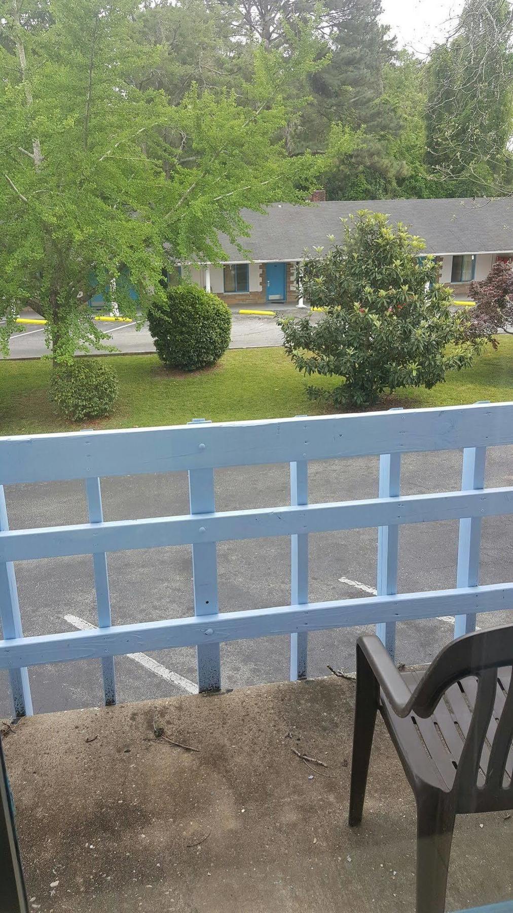 The Carolinian Inn Wilmington Bagian luar foto